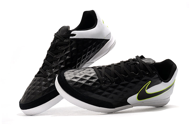 Chuteira Nike Legend VIII Academy Futsal