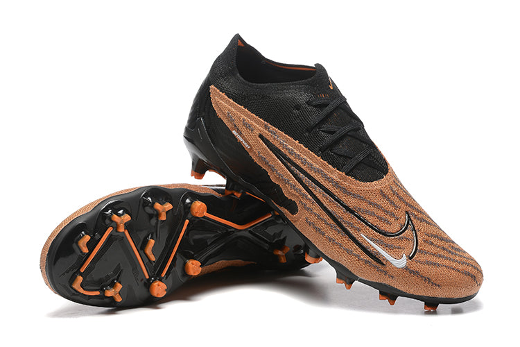 Chuteira Nike Phantom GX Low Elite FG Campo