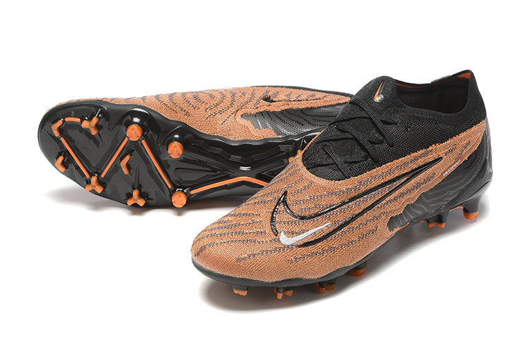 Chuteira Nike Phantom GX Low Elite FG Campo