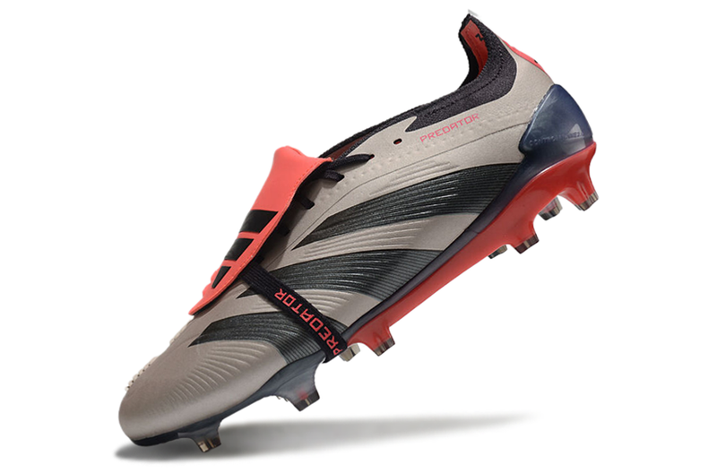 Chuteira Adidas Predator Elite Tongue Campo