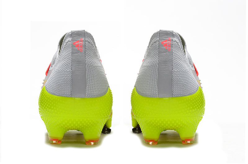 Chuteira Adidas Predator Freak+ Low .1 Campo