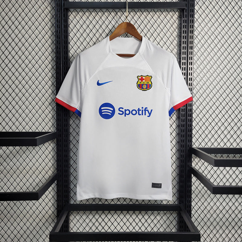 Barcelona 23-24 away