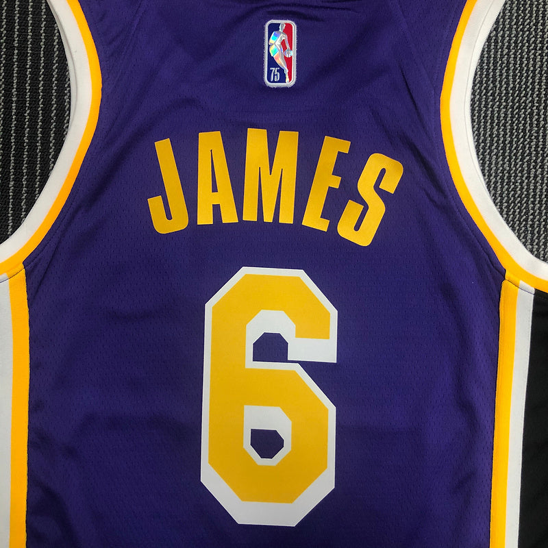 Lakers- Lebron James 6