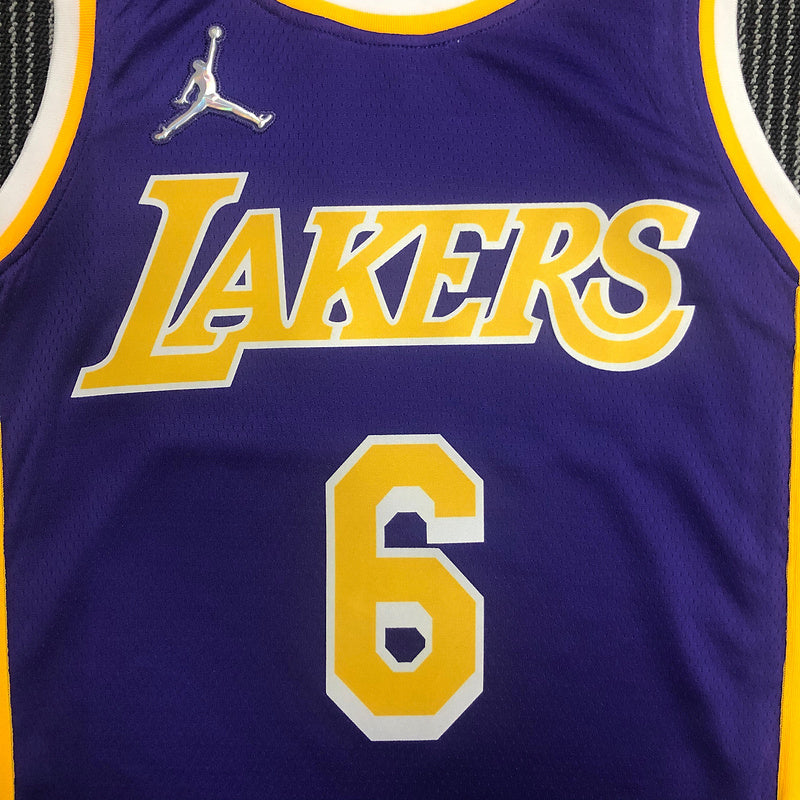 Lakers- Lebron James 6