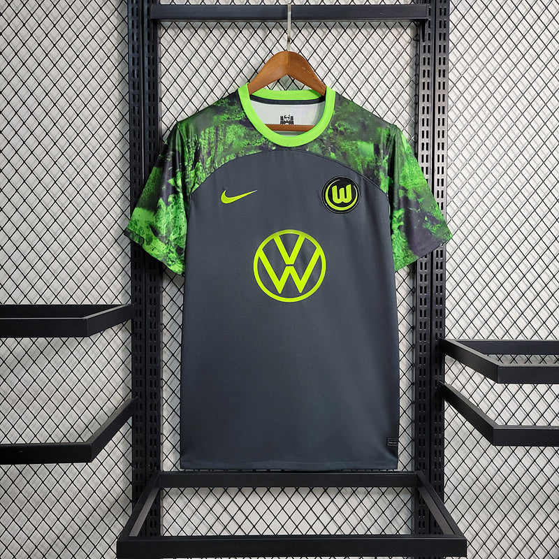 Wolfsburg 23-24 away