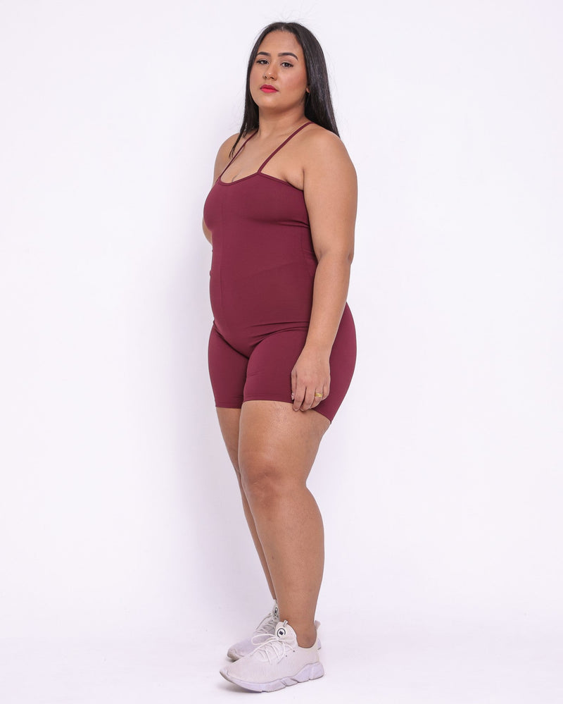 Macaquinho Fitness Básico Curve Plus Size Malte